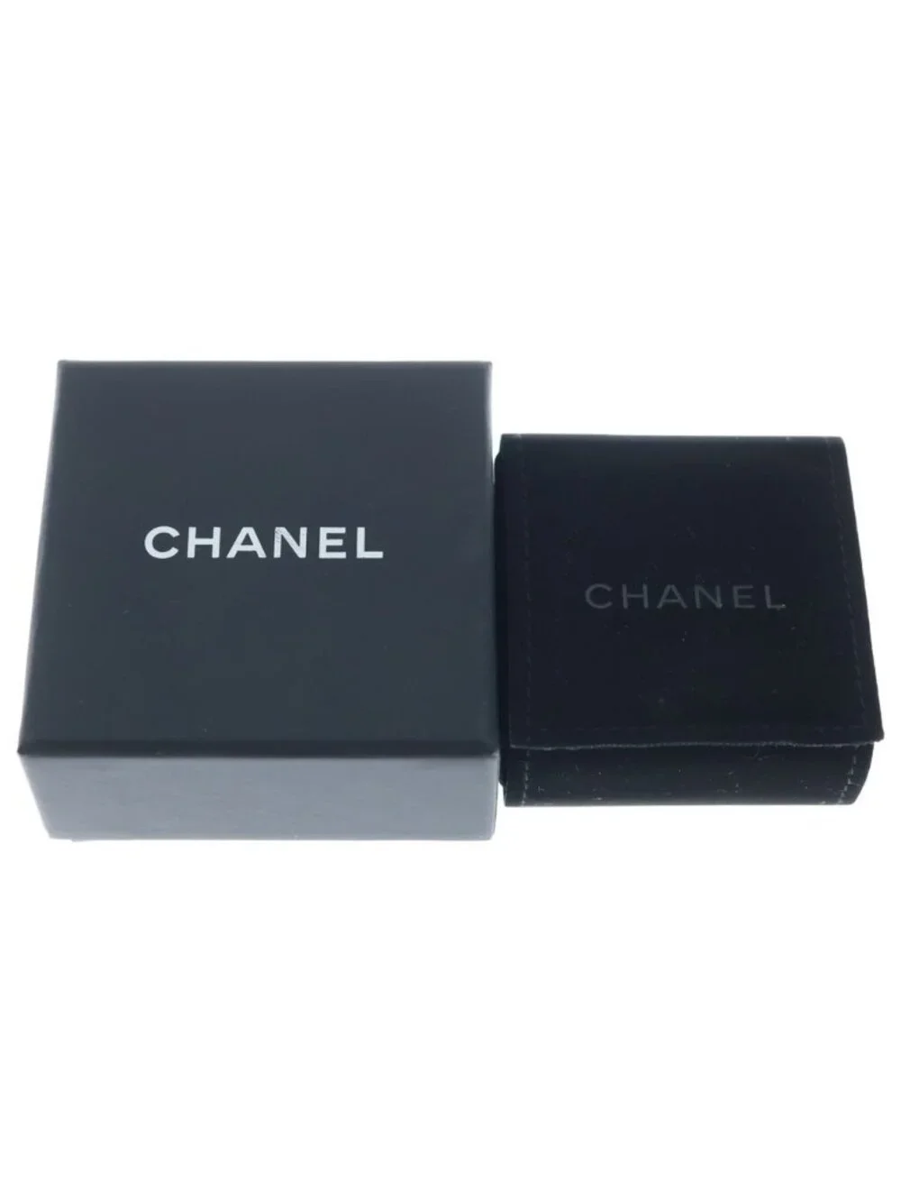 Chanel CC Logo Pearl Earrings Gold